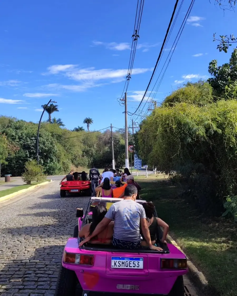 Passeio de buggy privativo em Búzios: exclusividade e conforto para seu grupo ou família