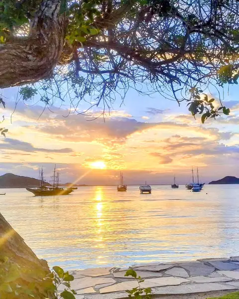 Programas em Búzios gastando pouco — praias, mirantes e passeios acessíveis na península