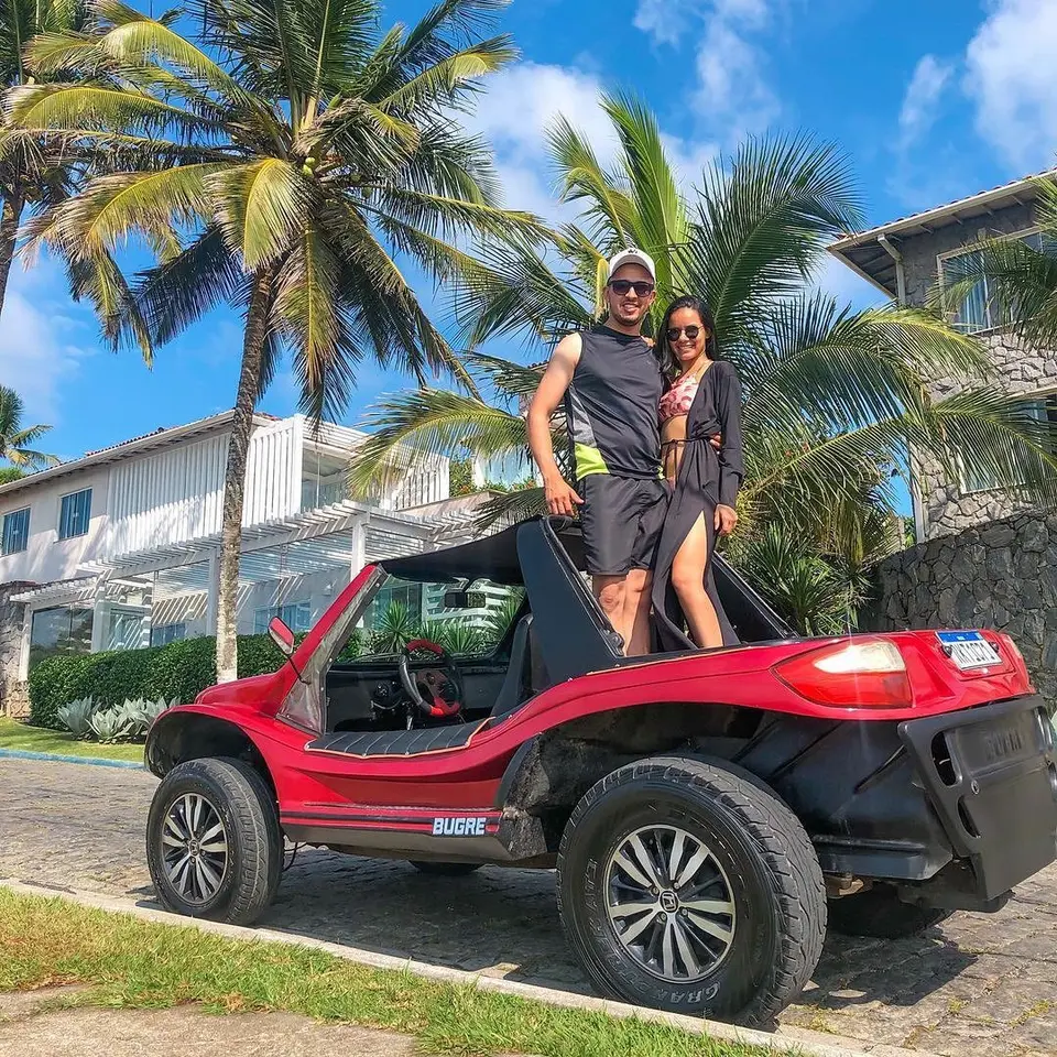 City tour en buggy en Búzios — la forma más inteligente de conocer la península para hispanohablantes comparado con Uber van y taxi